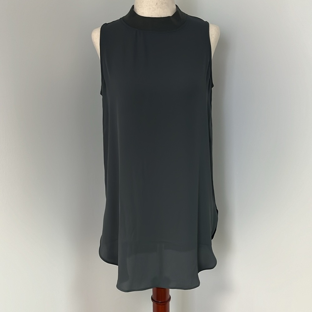 LOFT sleeveless top. Back zip. Side slits, rounded hem. Deep army green. XS. NWT